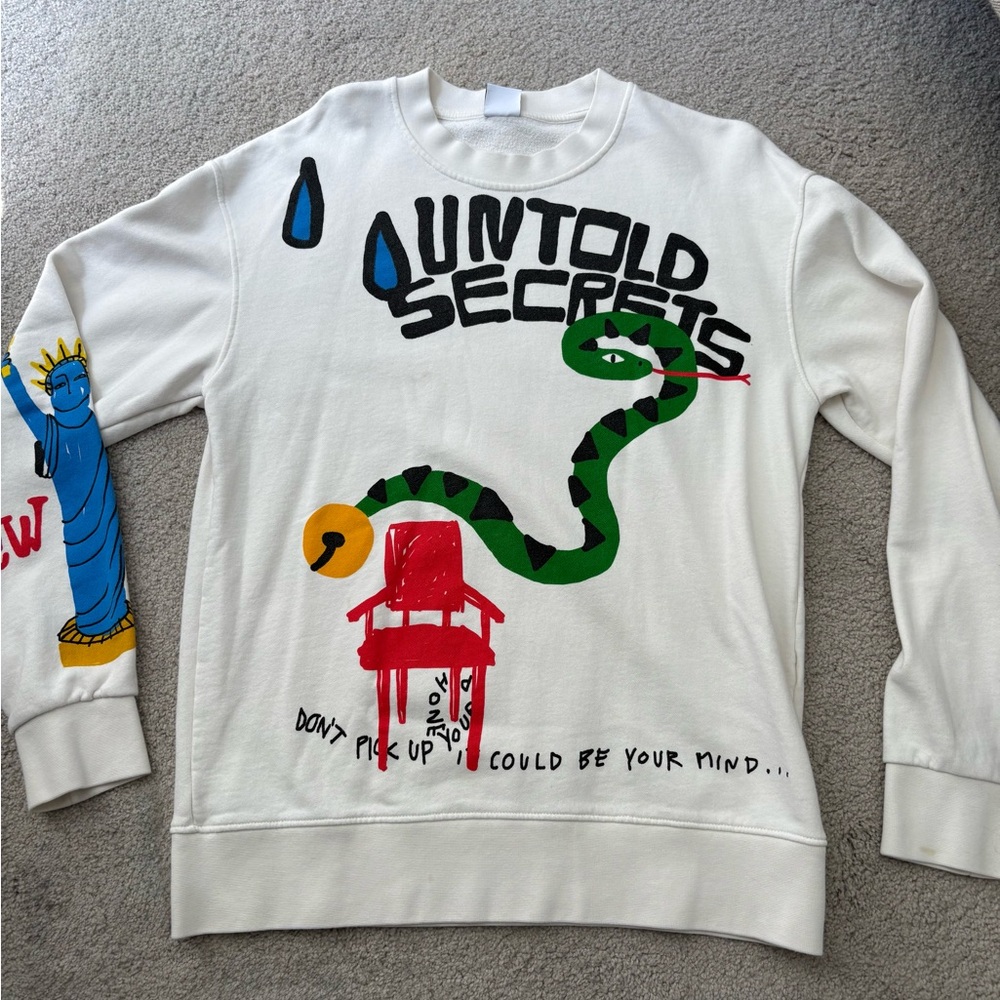 H&M White Graphic Crewneck Sweater